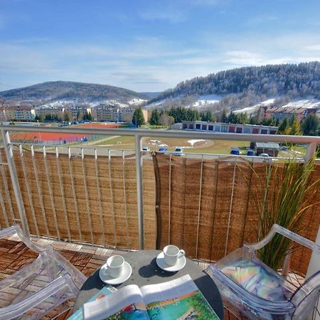 Apartament Zielona Mila Apartment Ustrzyki Dolne Luaran gambar